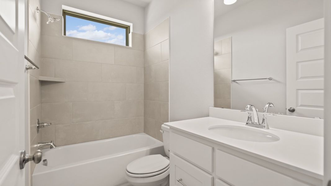 Image 26 representing the 2713F by Perry Homes in Mandarin Grove, Palmetto, FL.