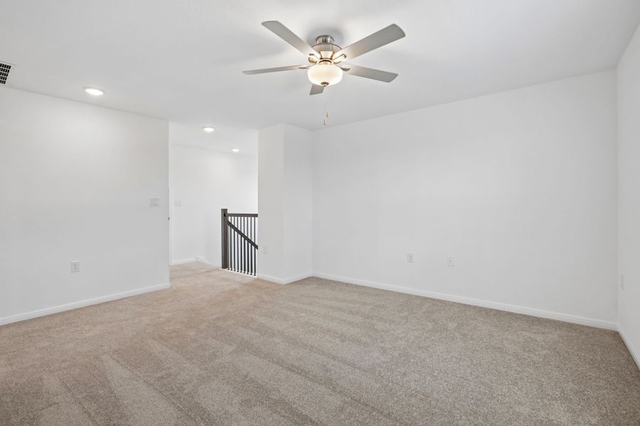 Spacious, unfurnished interior of a new home in Lisso, Pflugerville (Image 37).