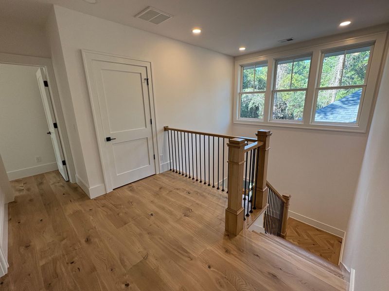 Spacious, unfurnished interior of a new home in , Seabrook Island (Image 42).