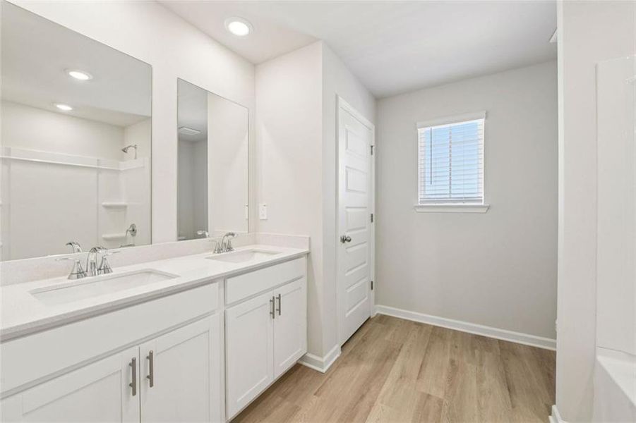 Furnished interior view inside a new home in Martin Springs - Estate Series, Lawrenceville (Image 10). Furnished interior view inside a new home in Martin Springs - Estate Series, Lawrenceville (Image 10).