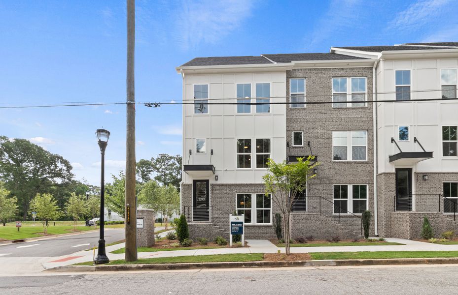 Image 46 representing the Teravista 3-Story by Pulte Homes in 1871 Hollywood, Atlanta, GA.