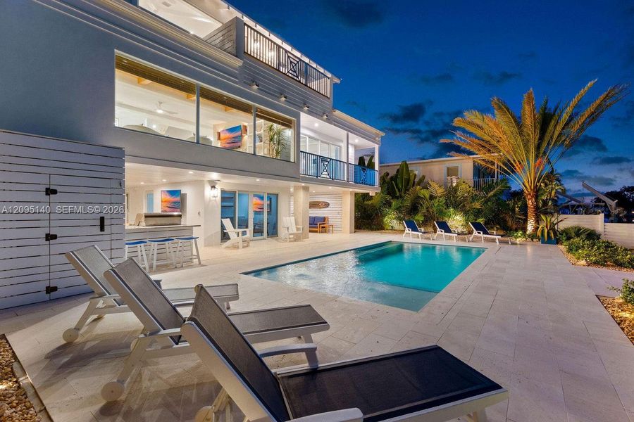Exterior details and patio area of a home in , Islamorada, Village of Islands (Image 40).