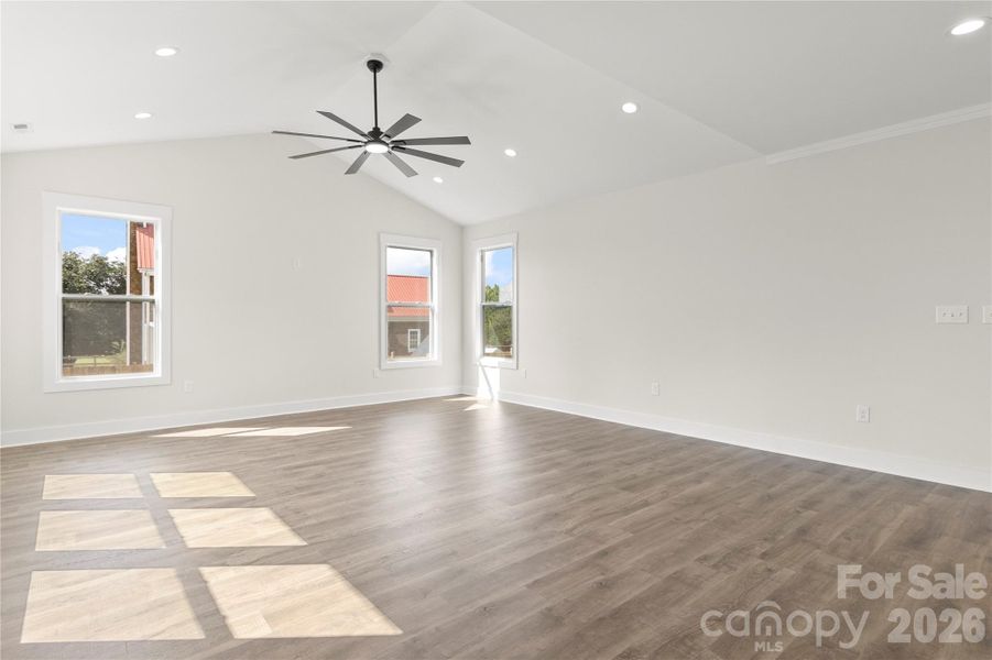 Spacious, unfurnished interior of a new home in , Maiden (Image 16).