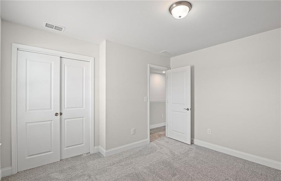 Spacious, unfurnished interior of a new home in Overland, Locust Grove (Image 22).