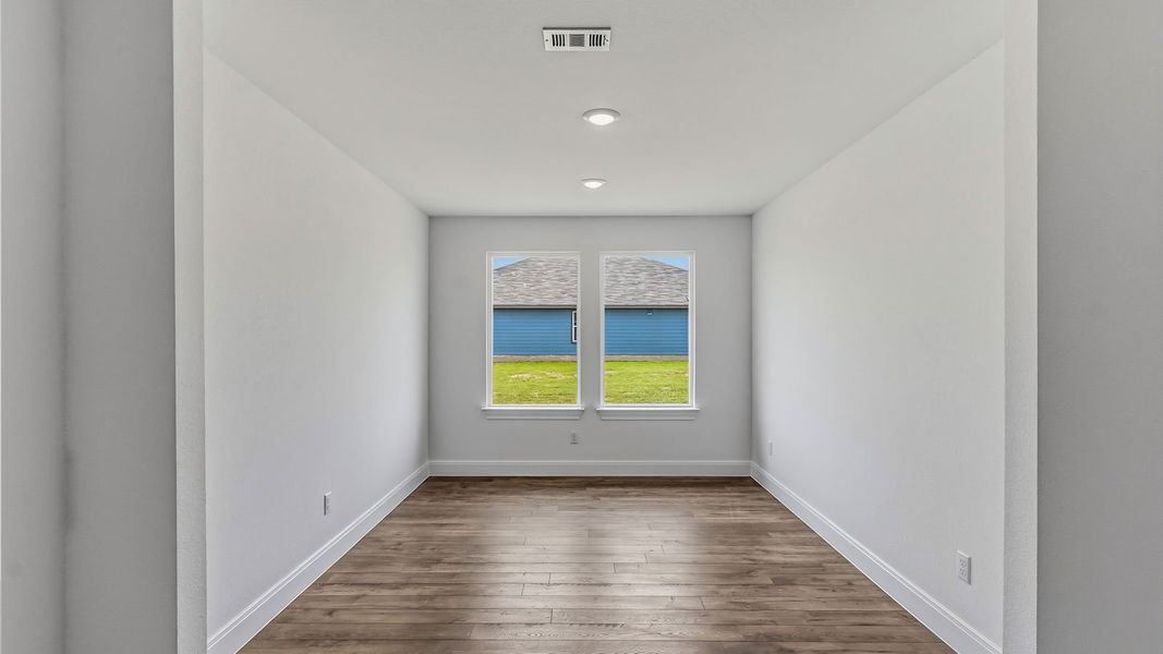 Spacious, unfurnished interior of a new home in Railhead, Cedar Creek (Image 21). Spacious, unfurnished interior of a new home in Railhead, Cedar Creek (Image 21).