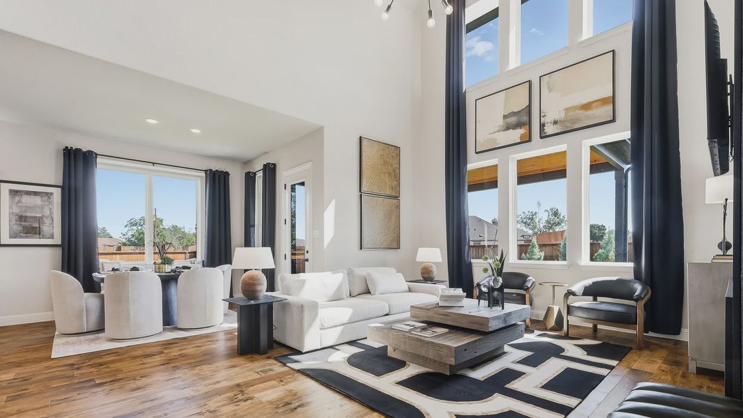 Furnished interior view inside a new home in Hulen Trails, Fort Worth (Image 8).