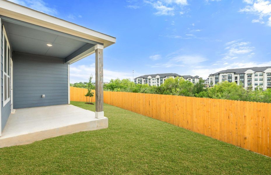 Exterior details and patio area of a home in Cameron Place, Austin (Image 3).