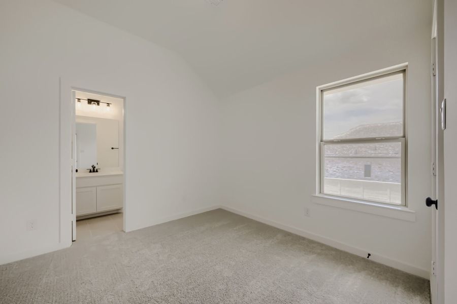 9904 Oak Glade - Bedroom