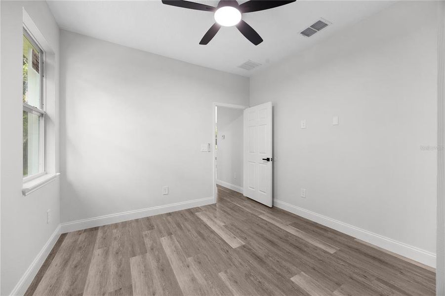 Spacious, unfurnished interior of a new home in , Port Charlotte (Image 25).