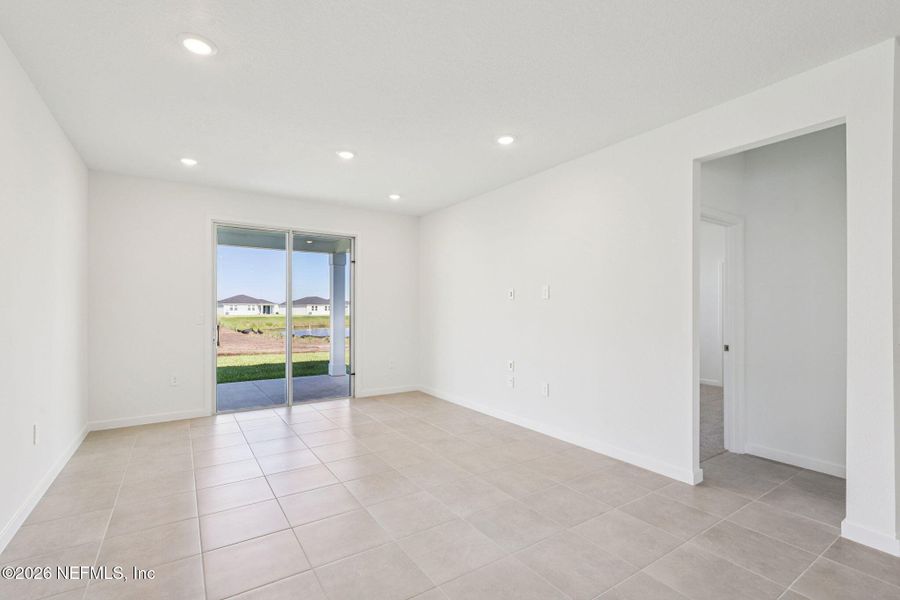 Spacious, unfurnished interior of a new home in Cypress Meadows - Signature Series, Jacksonville (Image 10).