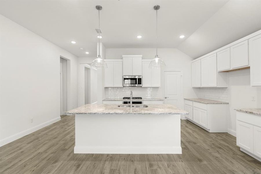 17. 2014 Bracket - Kitchen 17. 2014 Bracket - Kitchen