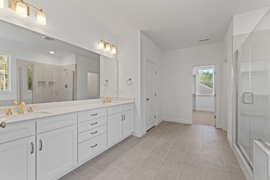 Representative furnished interior of a home built from the The Hampton by RobuckHomes in Baylee Ridge, Selma (Image 83). Representative furnished interior of a home built from the The Hampton by RobuckHomes in Baylee Ridge, Selma (Image 83).