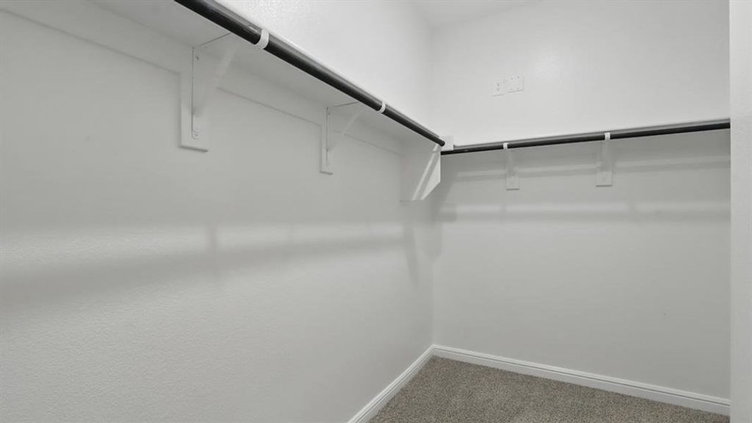 Spacious, unfurnished interior of a new home in Vista Point, Grandview (Image 24).