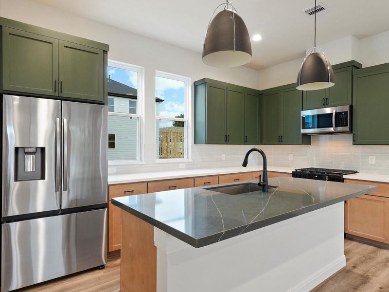 Image 11 of a home in Reserve At Oak Forest.