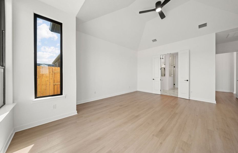 Representative unfurnished interior of a home built from the Dobbin by Pulte Homes in 6 Creeks, Kyle (Image 26).