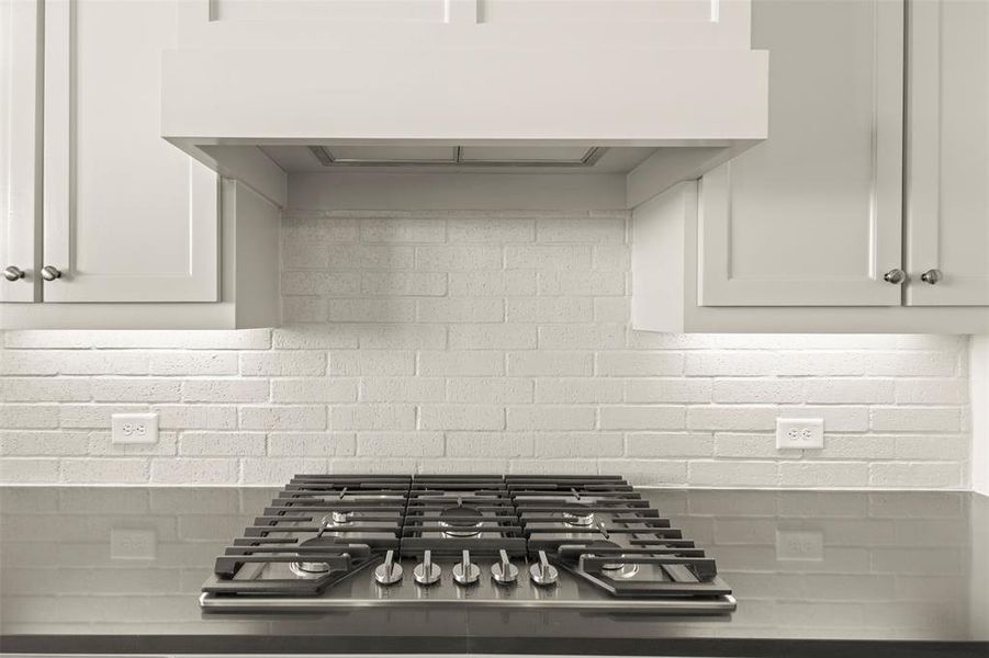 Close-up of interior finishes inside a home in Levante - 1 Acre Lots, Waxahachie (Image 8). Close-up of interior finishes inside a home in Levante - 1 Acre Lots, Waxahachie (Image 8).