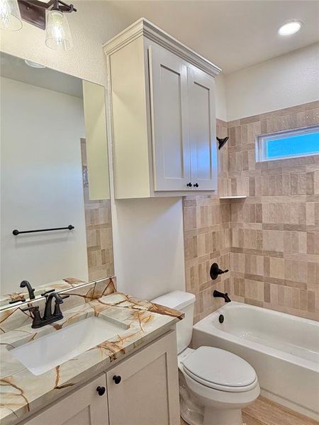 Furnished interior view inside a new home in , Weatherford (Image 4).