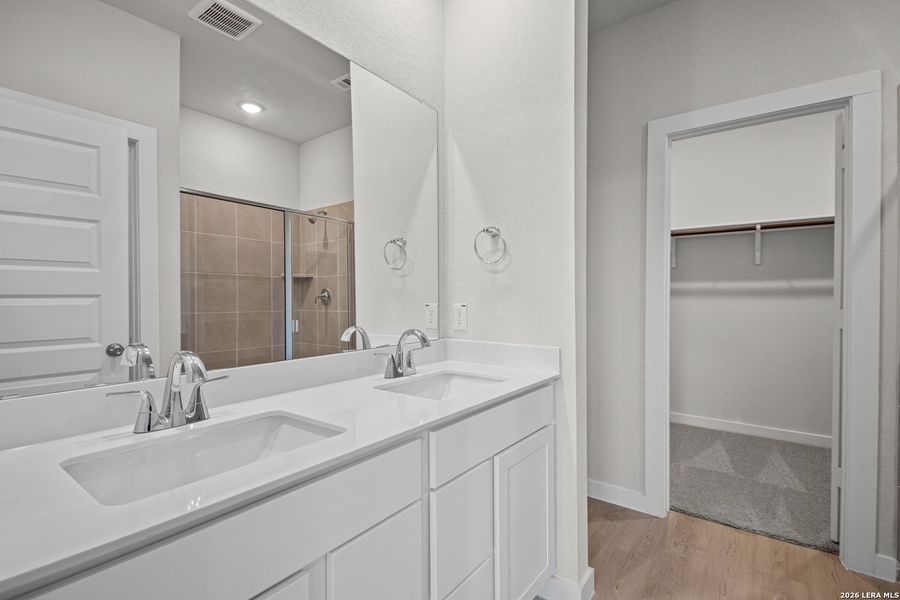 Furnished interior view inside a new home in Mesa Vista, San Antonio (Image 15).