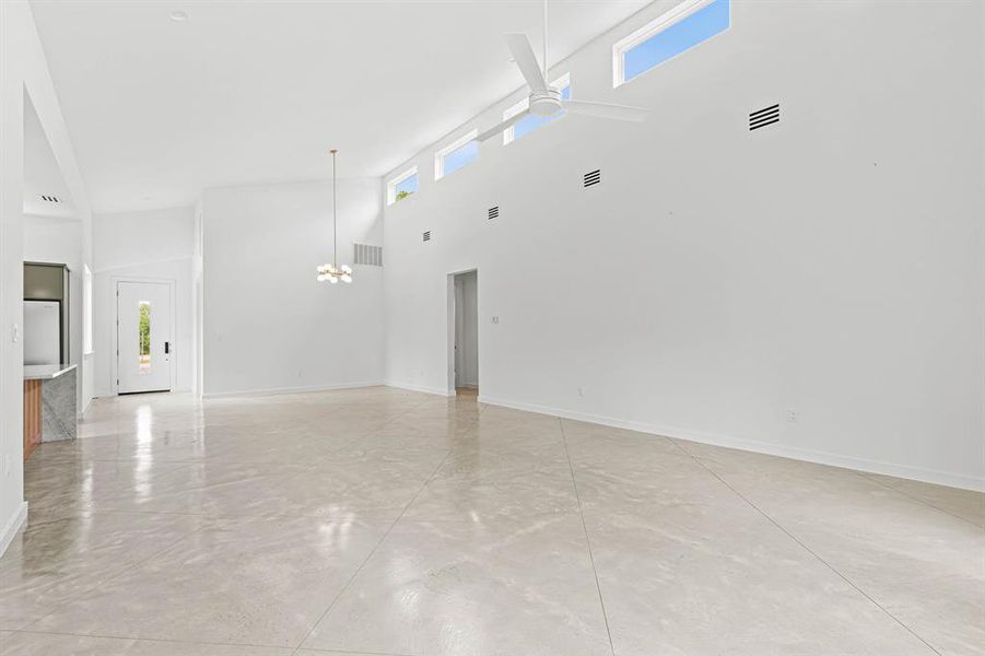 Spacious, unfurnished interior of a new home in , Paradise (Image 25).