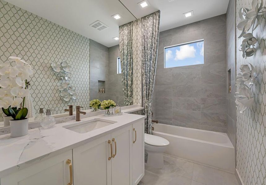 Furnished interior view inside a new home in Apex at Avenir, Palm Beach Gardens (Image 99).