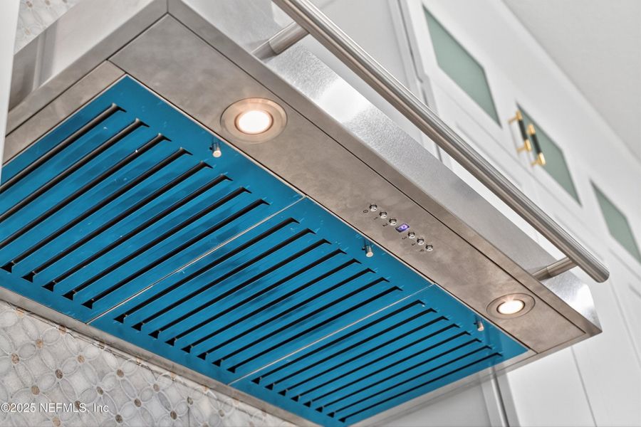 Close-up of interior finishes inside a home in , Jacksonville (Image 20).