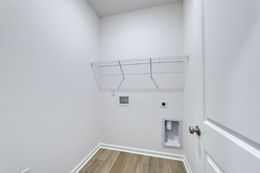 Spacious, unfurnished interior of a new home in Jordan Grove, Conway (Image 32).