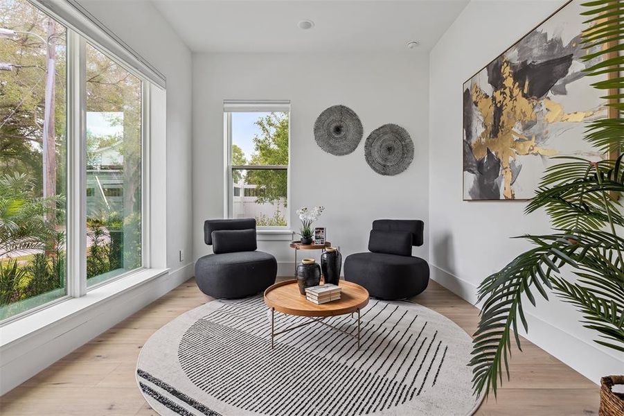 Furnished interior view inside a new home in , Winter Park (Image 7).