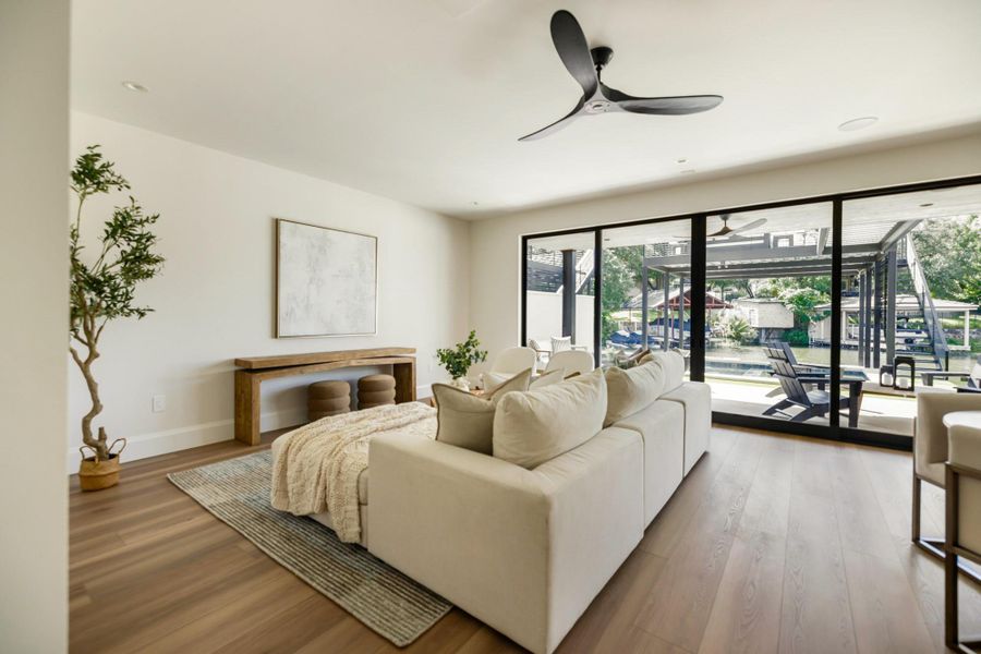 Furnished interior view inside a new home in , Horseshoe Bay (Image 5).