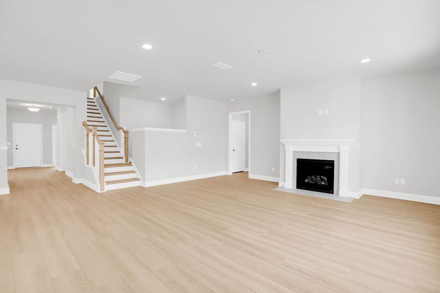 Spacious, unfurnished interior of a new home in Carriage Estates, Lexington (Image 42).
