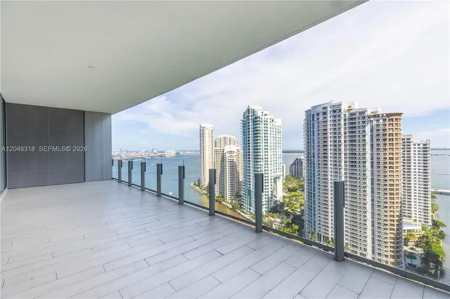 Expansive Balcony - Stunning Biscayne Bay, Miami River and Ctiy Views Expansive Balcony - Stunning Biscayne Bay, Miami River and Ctiy Views