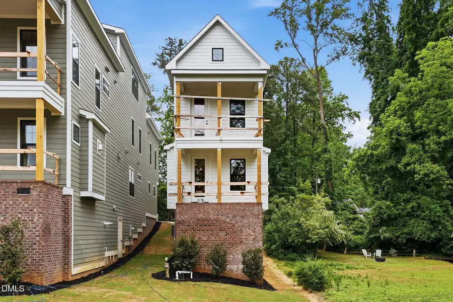31-web-or-mls-502 W Chatham Dr-159 31-web-or-mls-502 W Chatham Dr-159