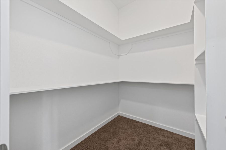 Spacious, unfurnished interior of a new home in , Cleveland (Image 31).