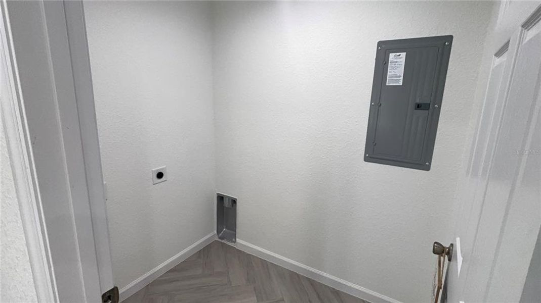 Spacious, unfurnished interior of a new home in , Summerfield (Image 19).