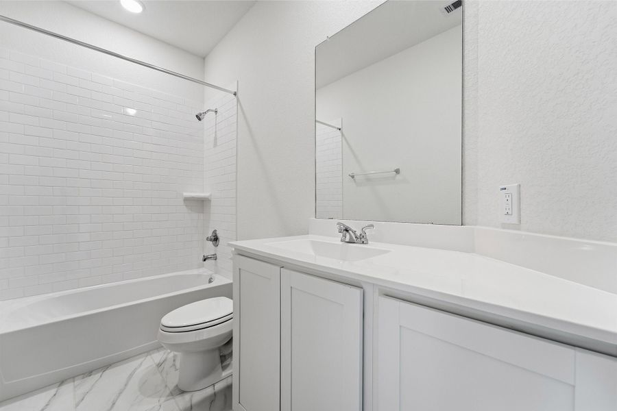 Furnished interior view inside a new home in Magnolia Springs, Montgomery (Image 12).