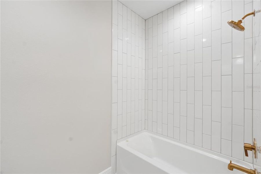 Close-up of interior finishes inside a home in , Zephyrhills (Image 22).