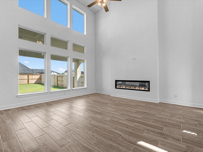 Spacious, unfurnished interior of a new home in Grange - 55', Katy (Image 15). Spacious, unfurnished interior of a new home in Grange - 55', Katy (Image 15).