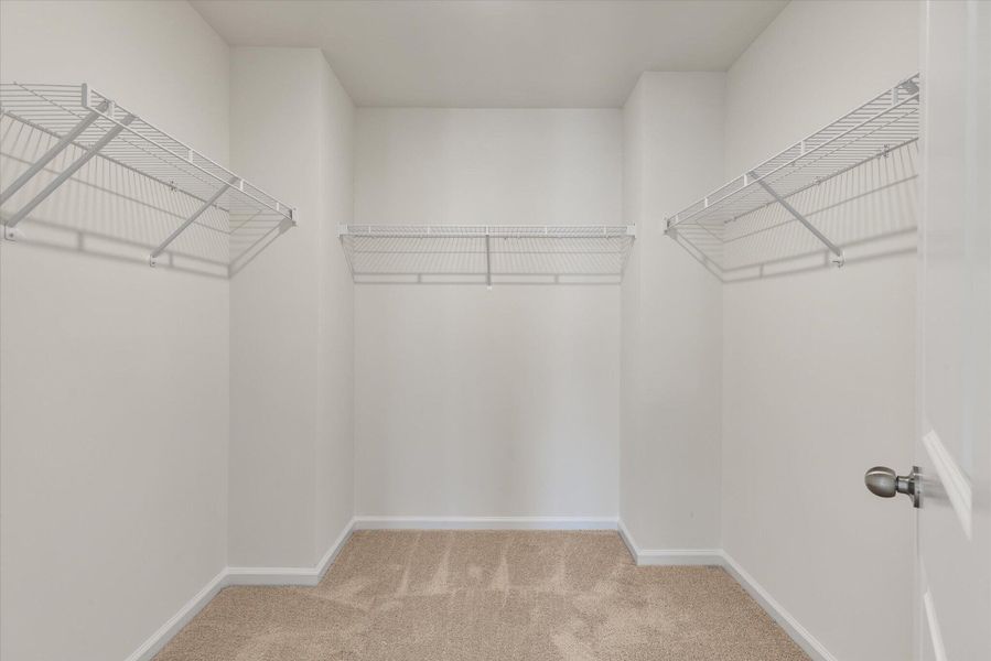 Spacious, unfurnished interior of a new home in The Landings at Montague, Goose Creek (Image 21).