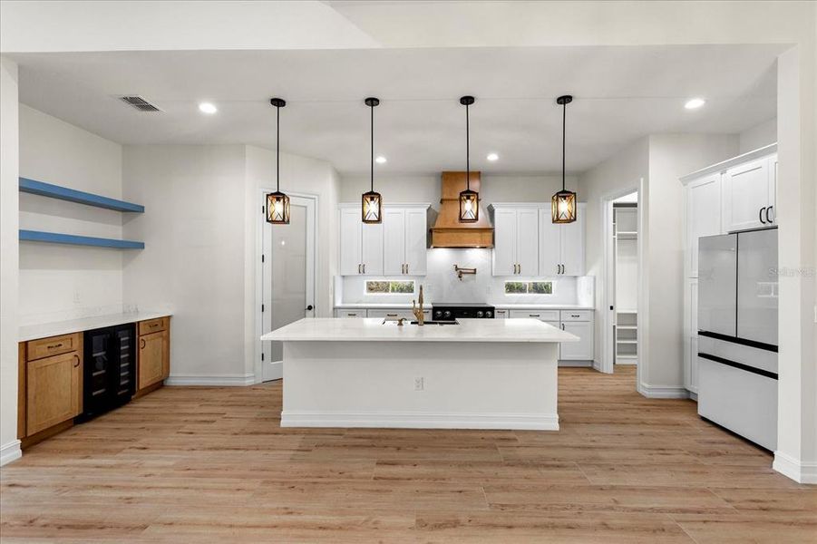 Furnished interior view inside a new home in , Auburndale (Image 5).