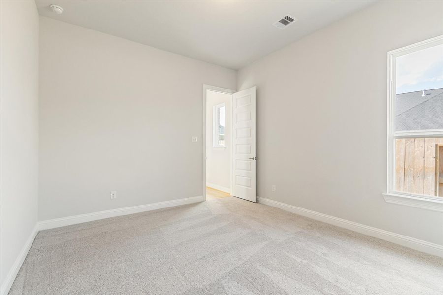 Spacious, unfurnished interior of a new home in Brookewater, Rosenberg (Image 36).
