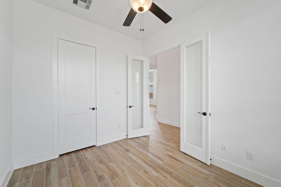 Photos are REPRESENTATIVE of the home /floor plan and are NOT of the actual home. Selections, features, and room options may vary. For more info, contact Chesmar Homes