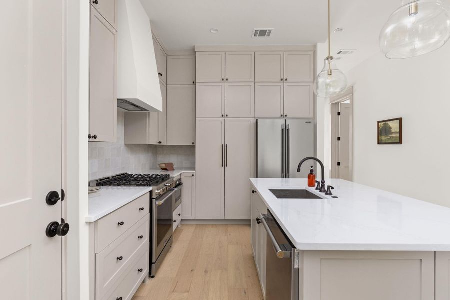 Furnished interior view inside a new home in , Austin (Image 11).
