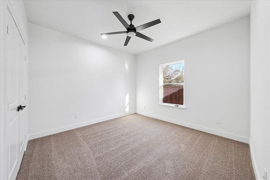 Spacious, unfurnished interior of a new home in , Granbury (Image 21). Spacious, unfurnished interior of a new home in , Granbury (Image 21).