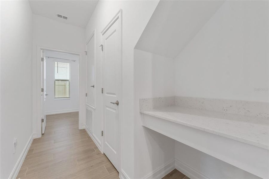 Spacious, unfurnished interior of a new home in , Lutz (Image 23).