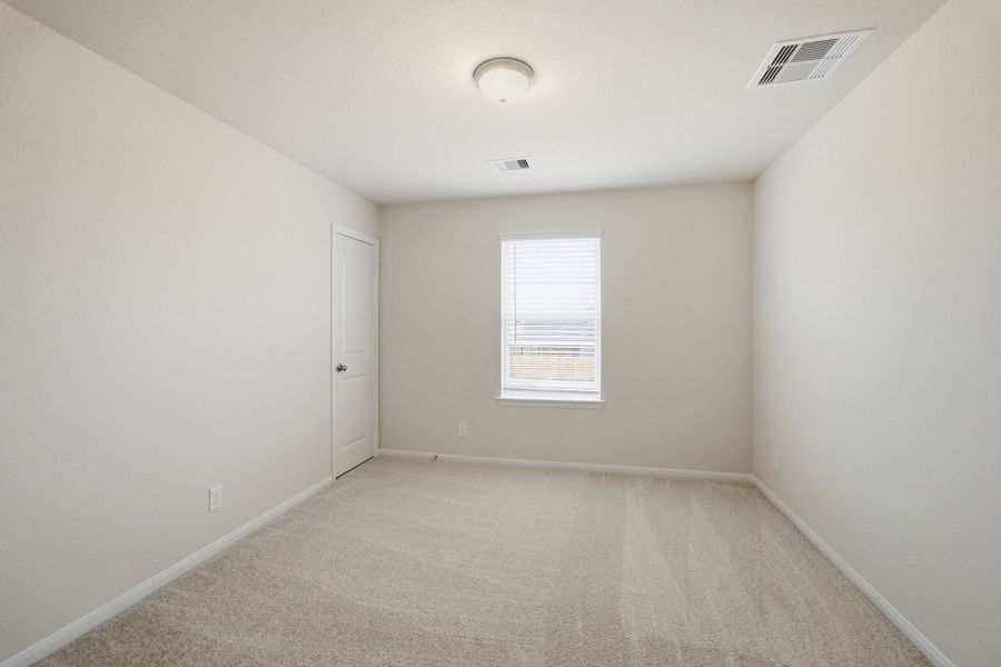 Spacious, unfurnished interior of a new home in Wildrye, Waller (Image 47).