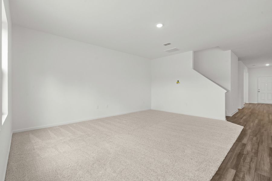 Representative unfurnished interior of a home built from the Sagan by Starlight Homes in Brookshire at Legacy Hills, Celina (Image 22).