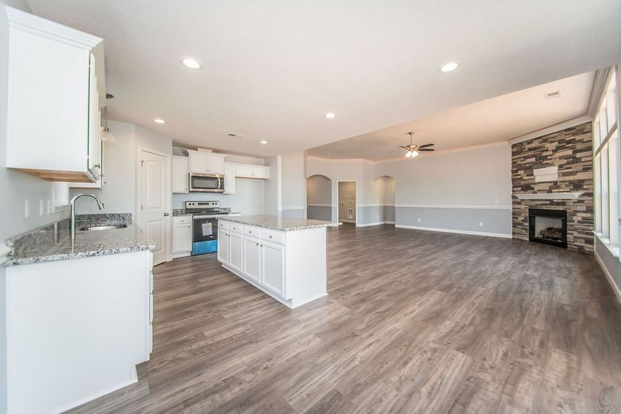 Representative furnished interior of a home built from the Franklin by Enchanted Homes in Guadalupe Heights, Seguin (Image 9).