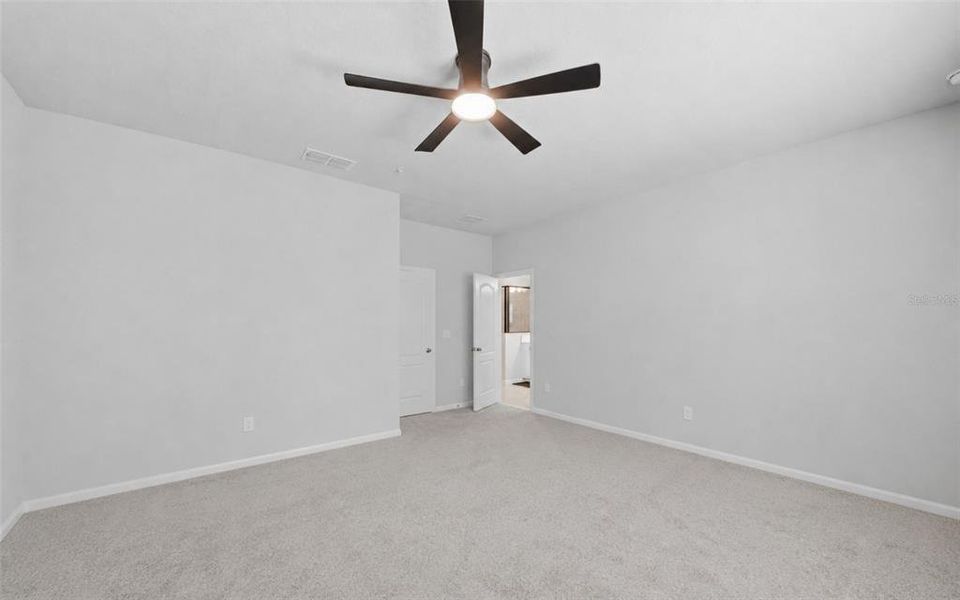 Spacious, unfurnished interior of a new home in , Lake Mary (Image 20). Spacious, unfurnished interior of a new home in , Lake Mary (Image 20).