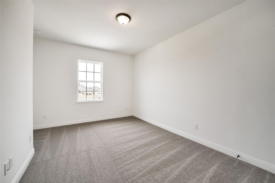 Spacious, unfurnished interior of a new home in Sienna 40', Missouri City (Image 32). Spacious, unfurnished interior of a new home in Sienna 40', Missouri City (Image 32).