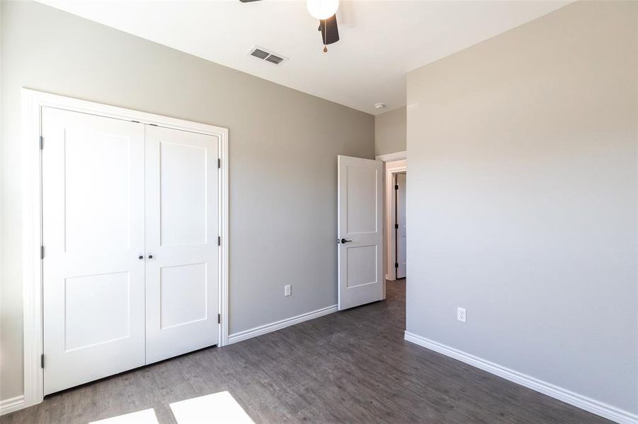 Spacious, unfurnished interior of a new home in , Abilene (Image 22).