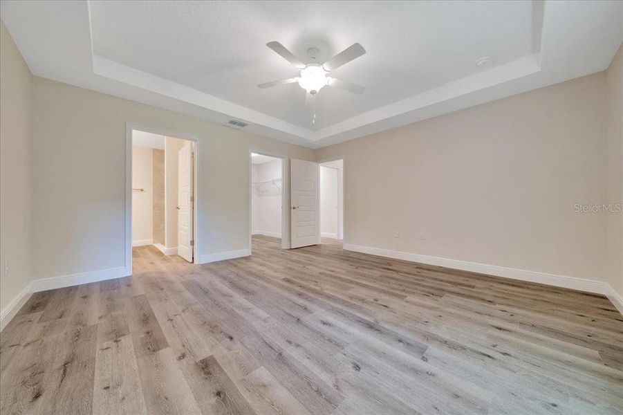 Spacious, unfurnished interior of a new home in , Ocala (Image 29).